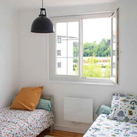 Family 3 Bedrooms With Garden بياريتز